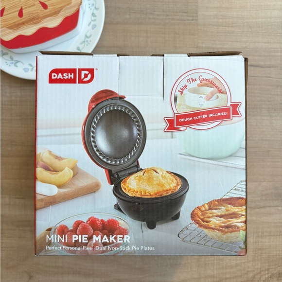 Dash | mini pie maker - Picture 4 of 9